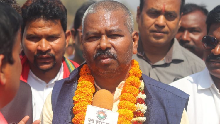 କେନ୍ଦ୍ର ମନ୍ତ୍ରୀଙ୍କ ଅଭିଯୋଗ : ଅଫିସରମାନେ ଡକାୟତ !!